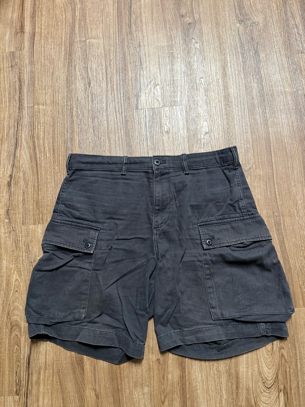 Gap Men’s Black Cargo Utility Shorts